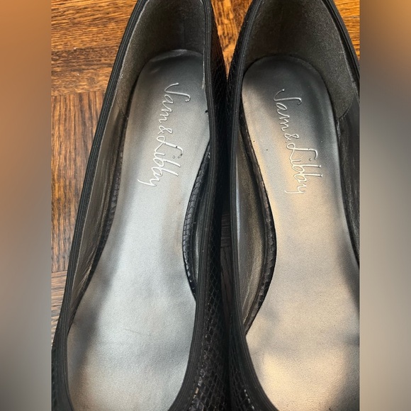 Sam & Libby St.Johnah flats - Picture 3 of 8